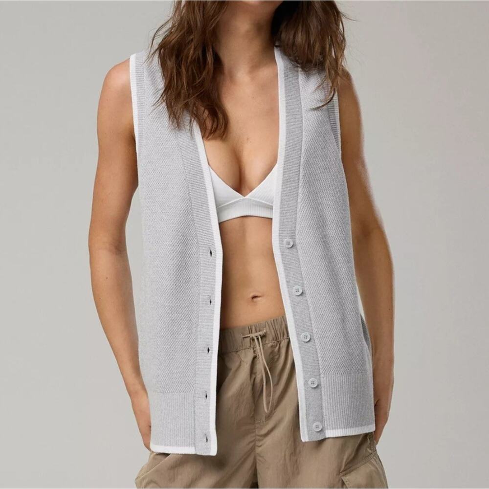 OFFLINE by Aerie Gray Tennis Sweater Vest Cardigan Button Front Womens Sz: M/L